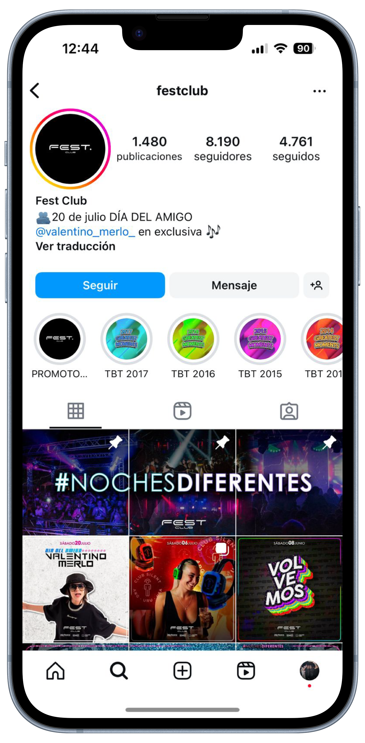 imagen de celular con fondo del perfil de instagram